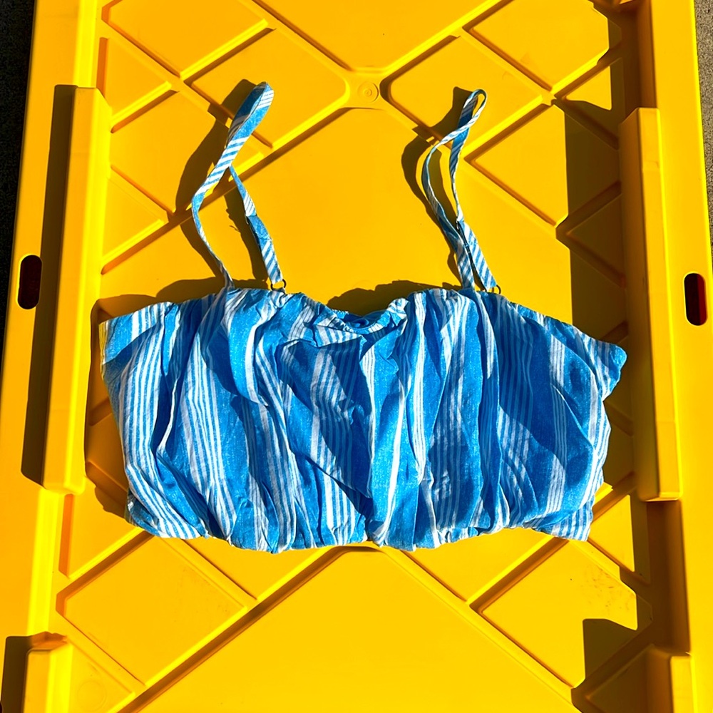 Blue and white crop top